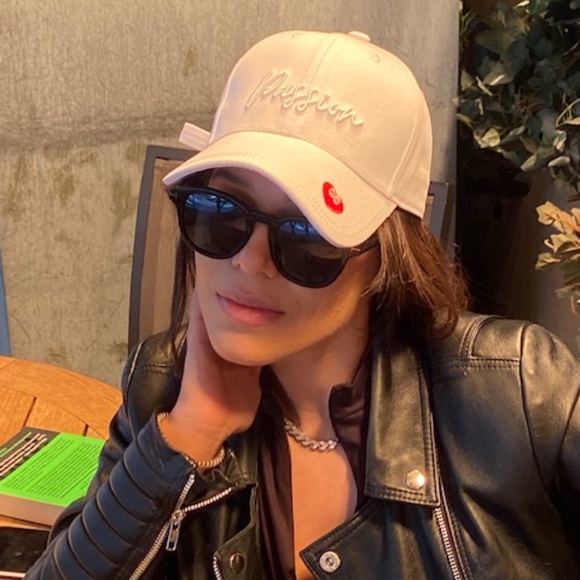 Crazy Hearts Designs 3D Embroidered " Passion " Hat in White - Picture 1 of 5